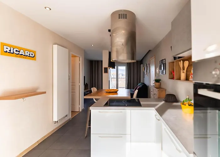 Le 12 - Center Daire *