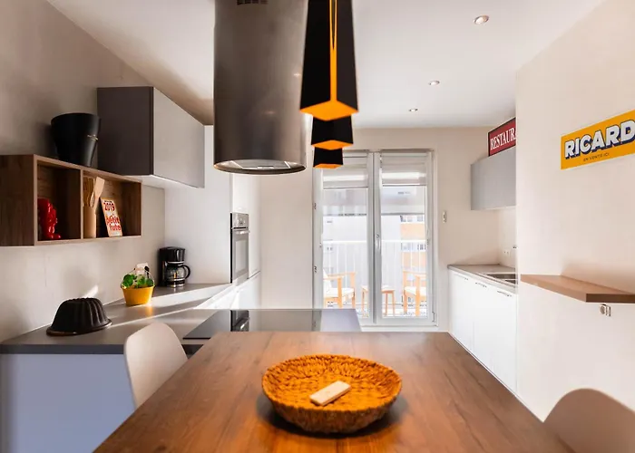 Le 12 - Center Daire *