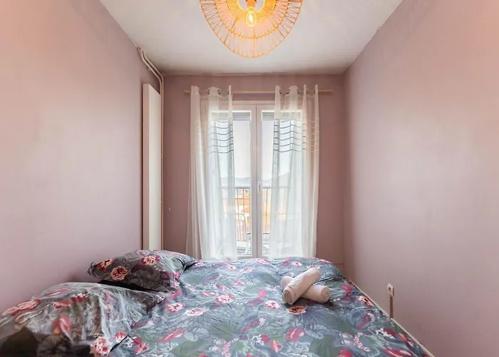 Le 12 - Center Daire *